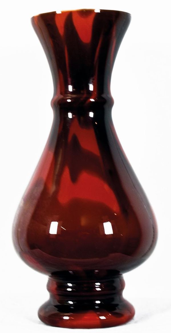 VETRERIA MAZZEGA : Vaso  ((anni '50))  - vaso in vetro soffiato nei toni del rosso - Asta ASTA DI NATALE 2017  - II - Fidesarte - Casa d'aste