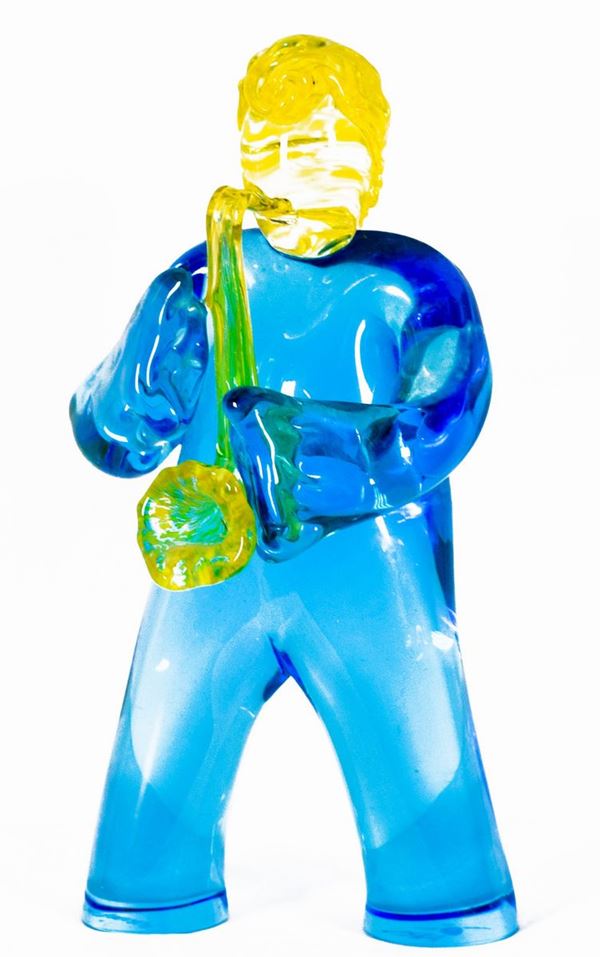 ELIO RAFFAELI : Suonatore di sax  - scultura in vetro soffiato nei toni dell'azzurro e giallo - Auction ASTA DI NATALE - II SESSIONE - II - Fidesarte - Casa d'aste
