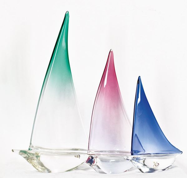 ELIO RAFFAELI : Tre vele   - vele in vetro soffiato di colore verde, rosa e blu - Asta ASTA DI NATALE 2017  - II - Fidesarte - Casa d'aste