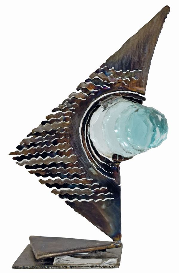 SIMON  BENETTON : Forza cosmica  (2010)  - scultura in acciaio e cristallo lavorato a scheggia - Auction 76°MODERN AND CONTEMPORARY ART AUCTION - I - Fidesarte - Casa d'aste