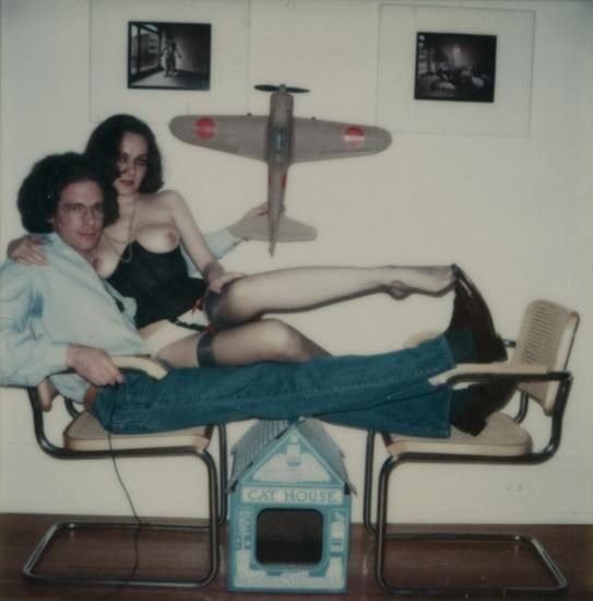 LES KRIMS : Buffalo N.Y. (Self-Portrait)  (1978)  - Polaroid SX-70, unica. Incorniciata - Auction 76° PHOTOGRAPHY AUCTION - II - Fidesarte - Casa d'aste