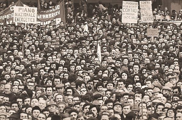 ENRICO BELLUSCHI - Milano 7 febbraio 1974 Sciopero generale provinciale contro il carovita