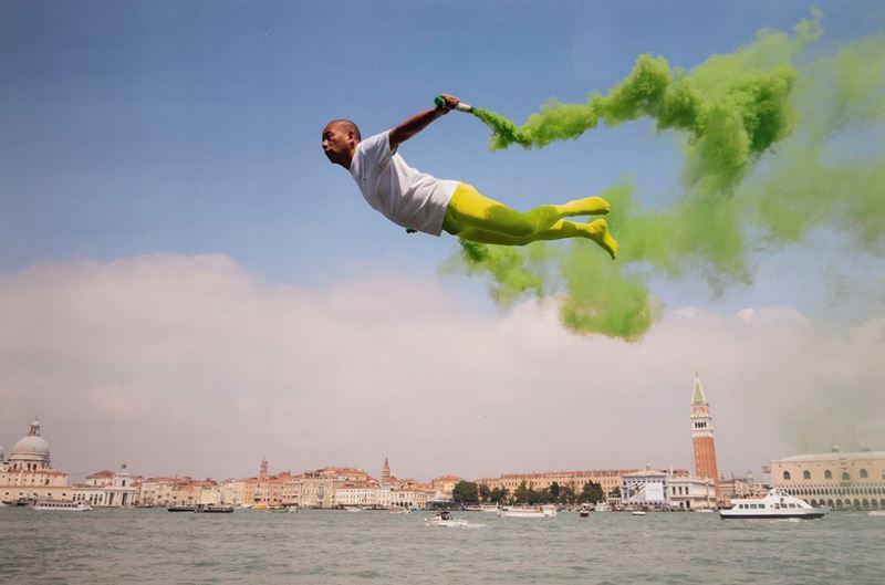 Li Wei - Flying Over Venice
