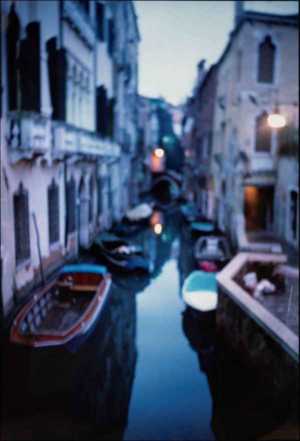 NAN GOLDIN - Canal in Venice at dawn, winter