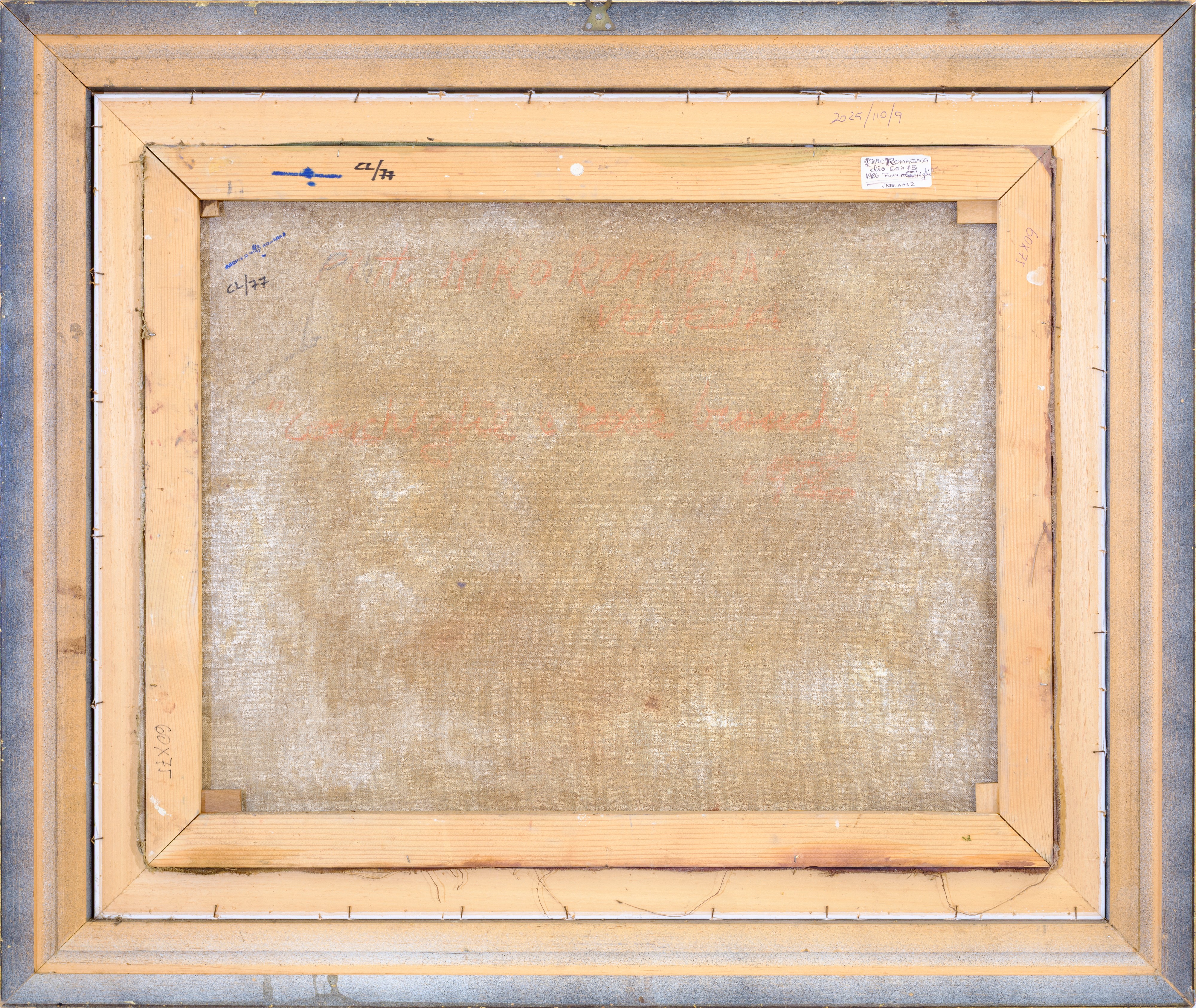 Conchiglie e rose bianche