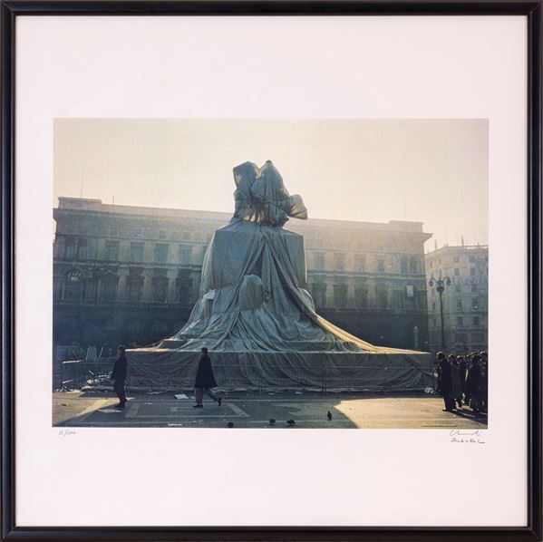 CHRISTO - Wrapped Monument to Vittorio Emanuele II